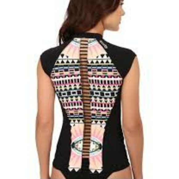 Rip Curl Other - RIP CURL Swim sunshirt Rashguard